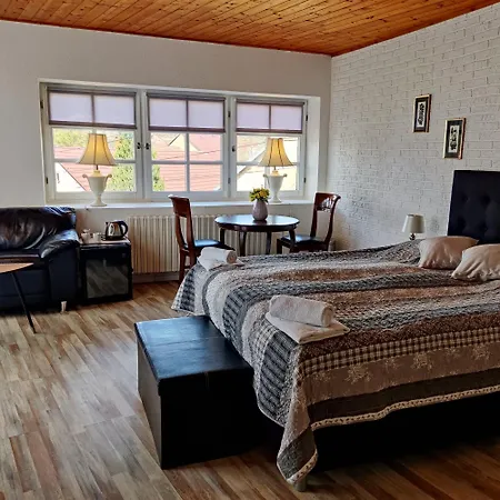 Penzion Stranny בית הארחה