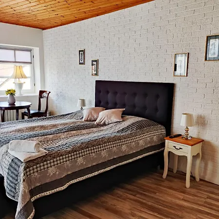 Penzion Stranny 3* Stranný