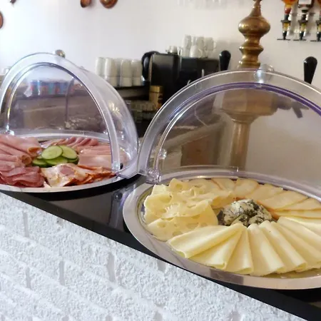 Penzion Stranny בית הארחה